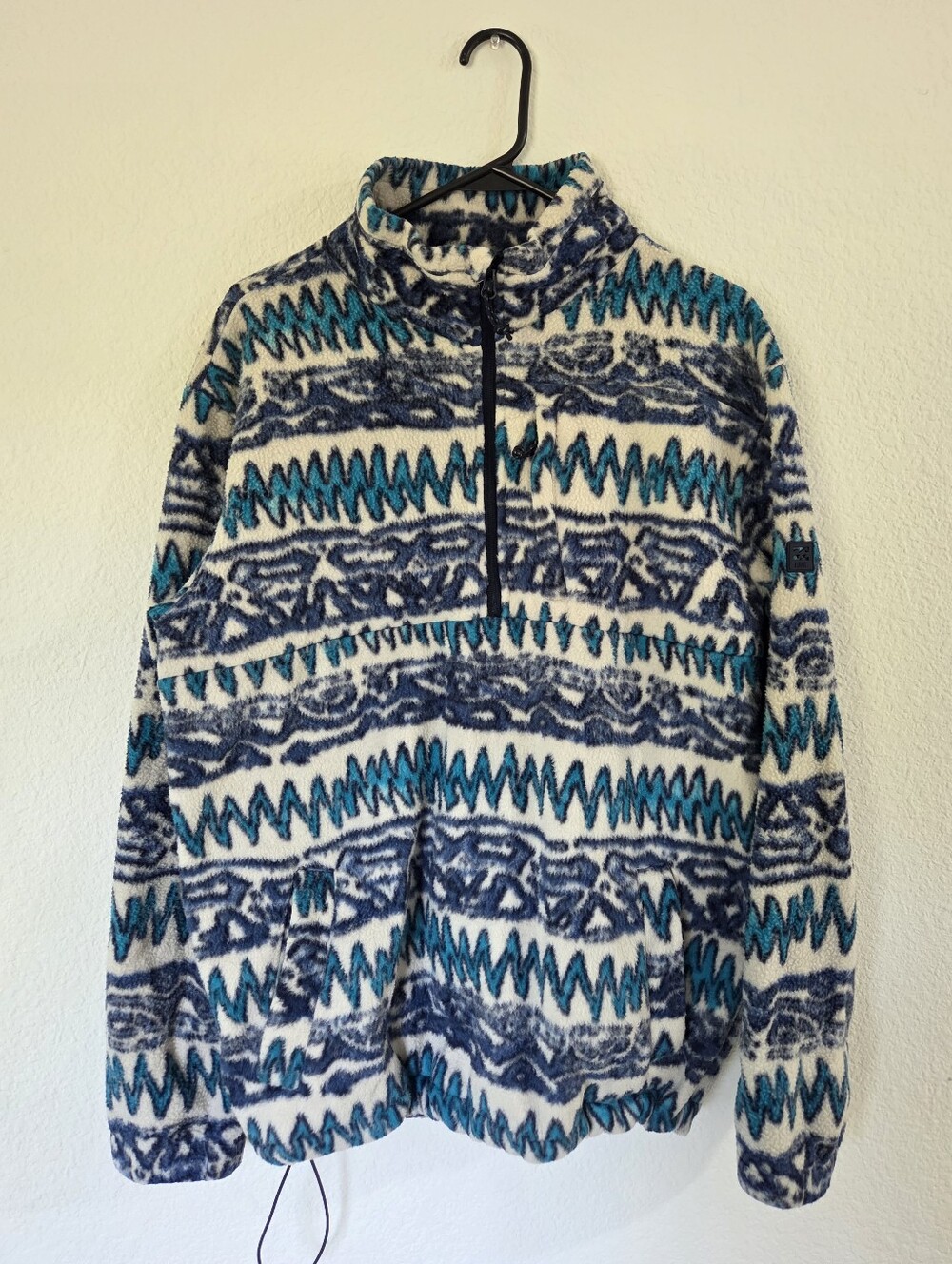 Billabong Men's Blue & White Pattern Quarter-Zip Fleece Sweater Large Adventure